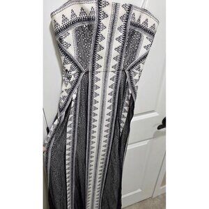BCBGMAXAZRIA Strapless Maxi Dress With Black & White Geometric Print Size 8 Made